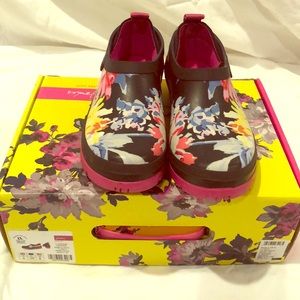 EUC Joules Floral Rain Clog size 8